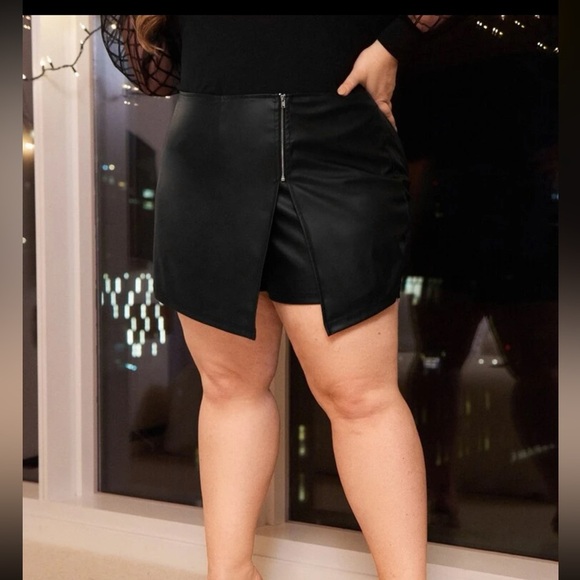 Leather Skort - Picture 3 of 3